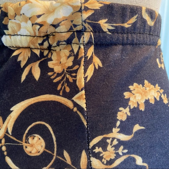 Boohoo Floral Print Dress - Picture 8 of 16